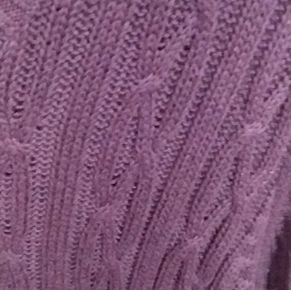 B008 Croft and Barrow purple pullover sweater - Picture 4 of 6